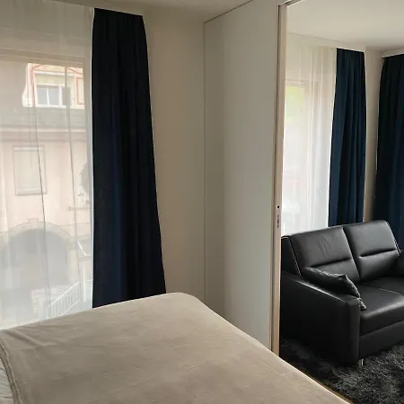 & Mit Hotelanbindung *